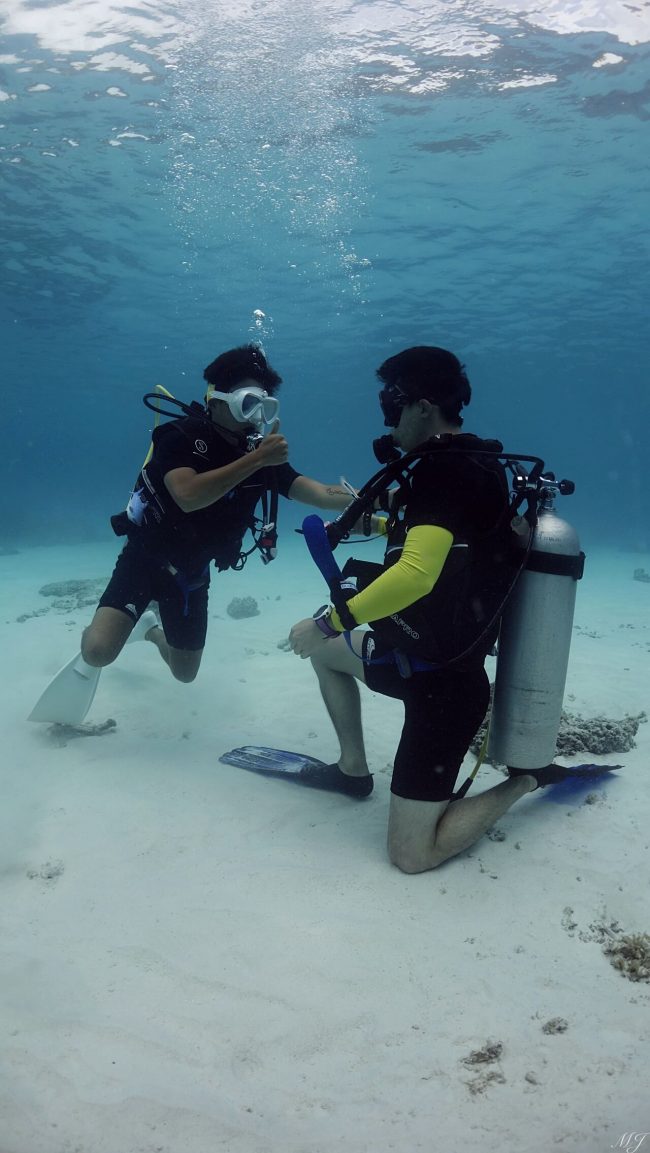 수중에서 레스큐 스킬 연습 1