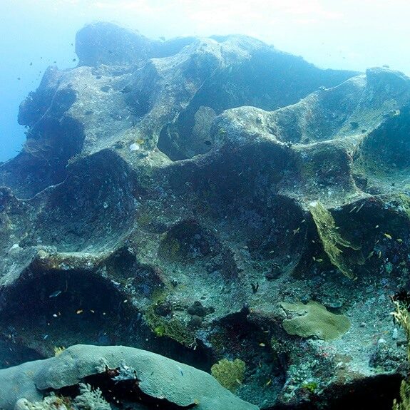 시말란의 신기한 바위