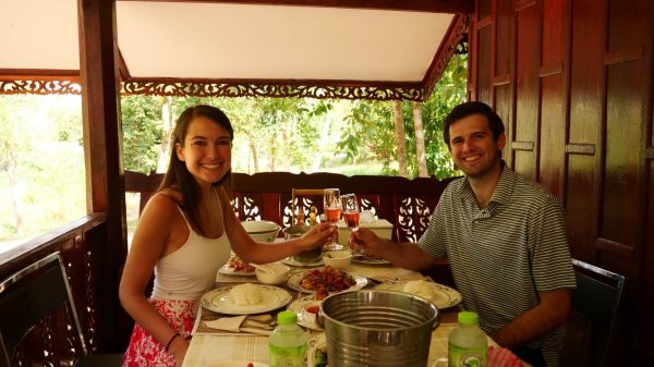 스페셜 허니문 식사